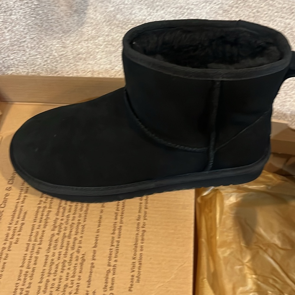 New boots, never used